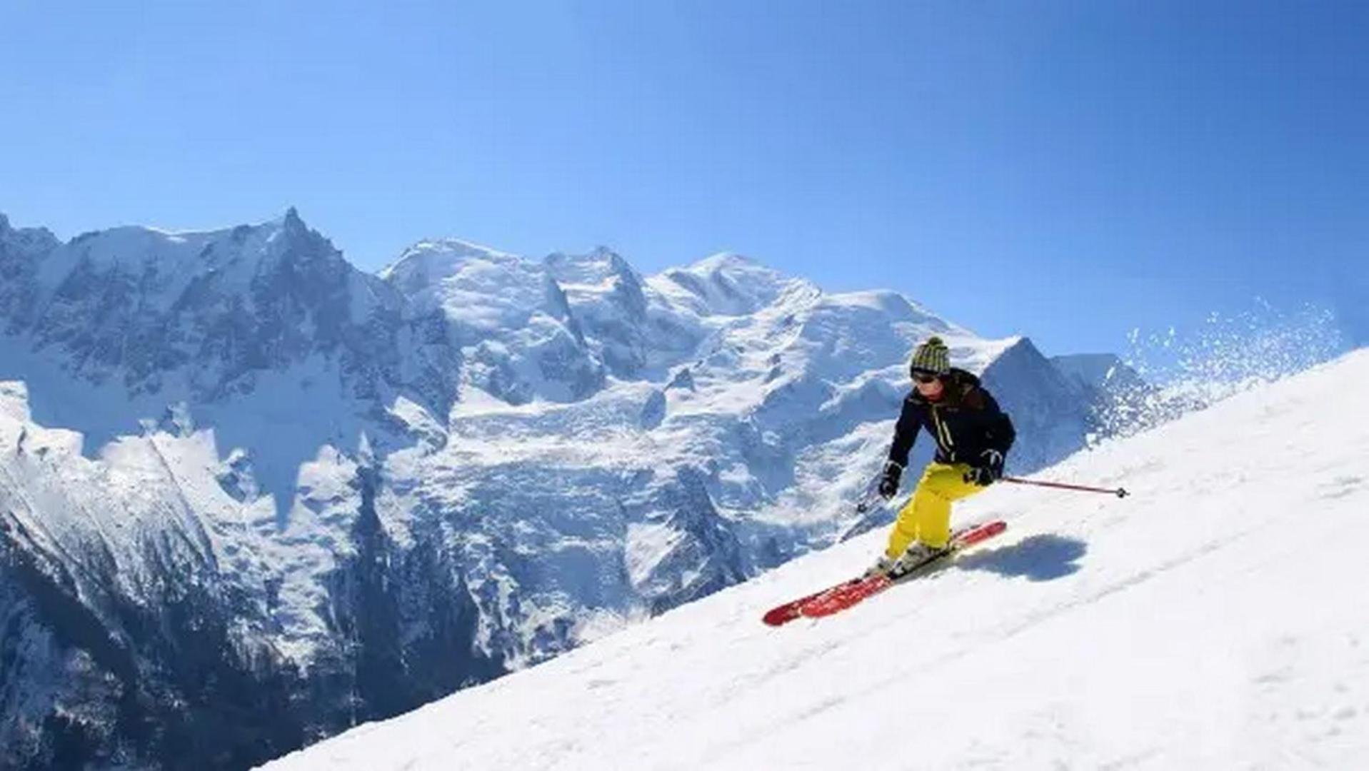 Genevrier - Spacious Balcony With Mont Blanc Views